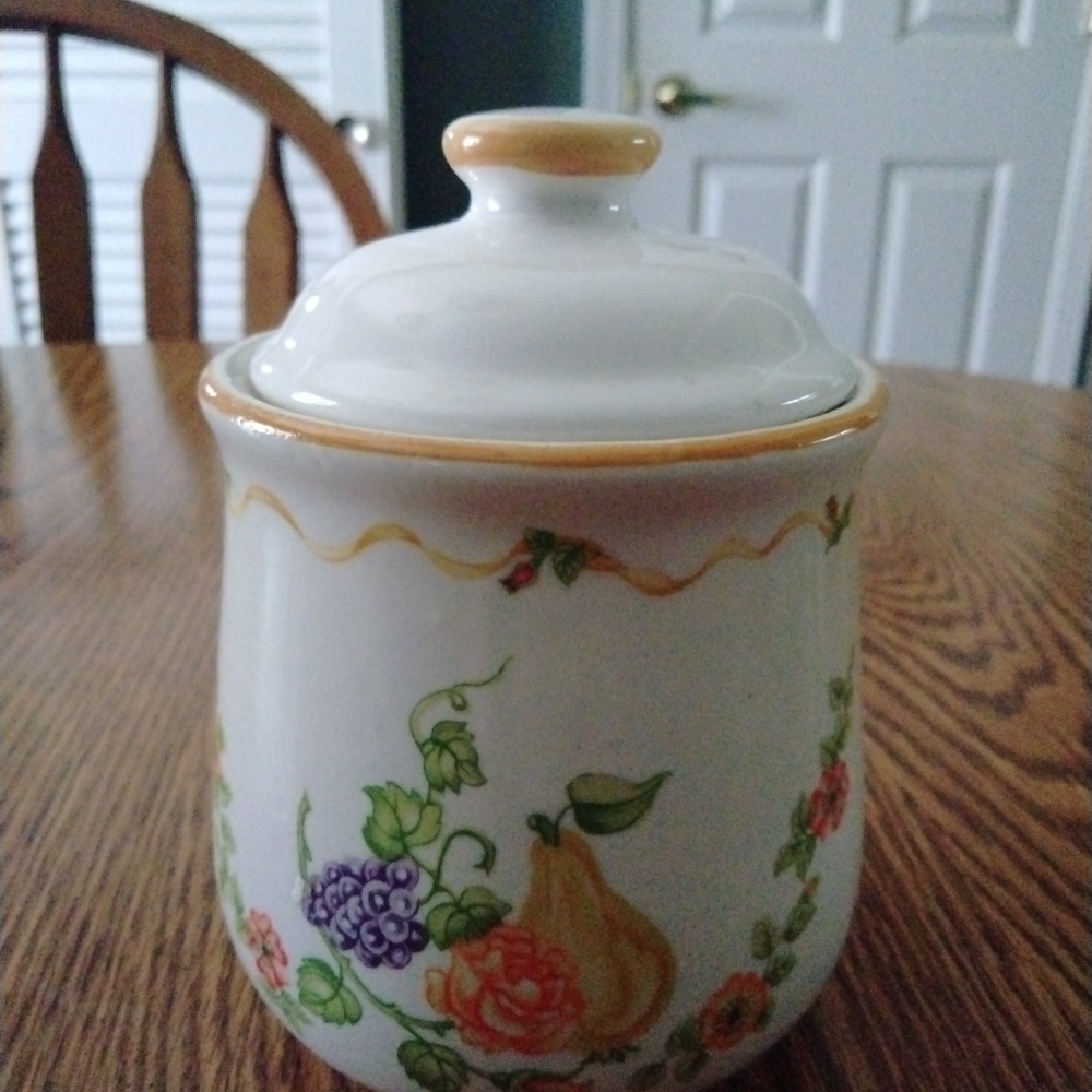 Floral Ceramic Food Storage Jar with Lid